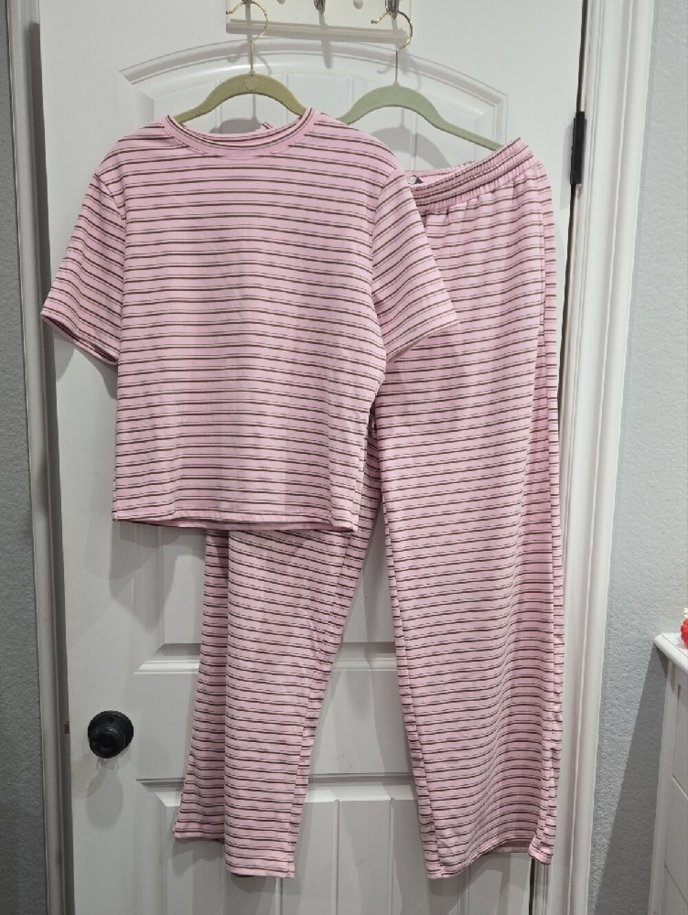 Veveret Brushed Velvet Pink Stripe Short-Sleeve Lounge Set - Picture 3 of 4